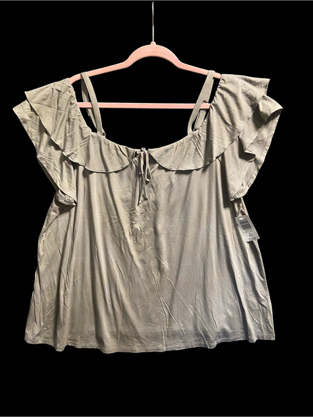 NWT Torrid Frost Grey Cold Shoulder Ruffle Top Size 2 (2X 18/20) Flowy Feminine